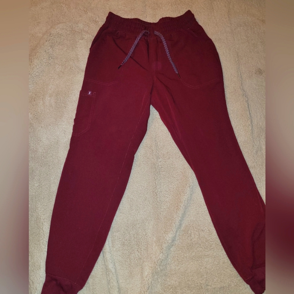 Jaanuu scrub pants